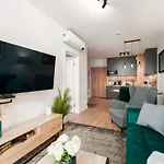 Apartment Laba Kasprowicza 20 Parking Basen Fitness Bawialnia W Cenie, Parkplatz Schwimmbad Fitness Spielzimmer Im Preis