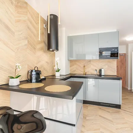 Appartement Laba Kasprowicza 20 Parking Basen Fitness Bawialnia W Cenie, Parkplatz Schwimmbad Fitness Spielzimmer Im Preis Kołobrzeg