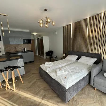 Laba Kasprowicza 20 Parking Basen Fitness Bawialnia W Cenie, Parkplatz Schwimmbad Fitness Spielzimmer Im Preis