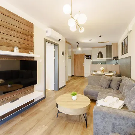 Apartment Laba Kasprowicza 20 Parking Basen Fitness Bawialnia W Cenie, Parkplatz Schwimmbad Fitness Spielzimmer Im Preis Kolobrzeg