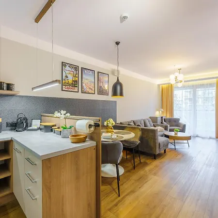 Apartment Laba Kasprowicza 20 Parking Basen Fitness Bawialnia W Cenie, Parkplatz Schwimmbad Fitness Spielzimmer Im Preis Kolobrzeg