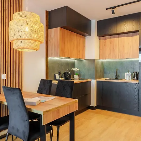 Laba Kasprowicza 20 Parking Basen Fitness Bawialnia W Cenie, Parkplatz Schwimmbad Fitness Spielzimmer Im Preis