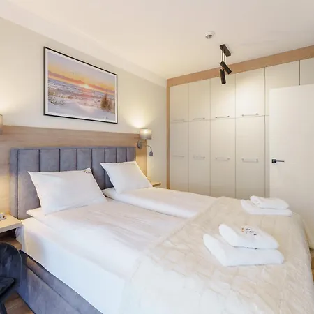 Laba Kasprowicza 20 Parking Basen Fitness Bawialnia W Cenie, Parkplatz Schwimmbad Fitness Spielzimmer Im Preis *