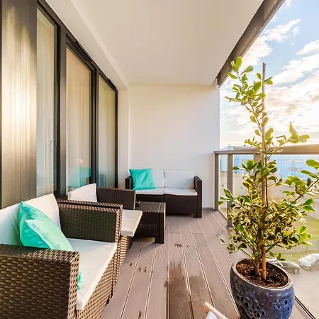 Laba Kasprowicza 20 Parking Basen Fitness Bawialnia W Cenie, Parkplatz Schwimmbad Fitness Spielzimmer Im Preis *