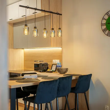 Apartamento Laba Kasprowicza 20 Parking Basen Fitness Bawialnia W Cenie, Parkplatz Schwimmbad Fitness Spielzimmer Im Preis *