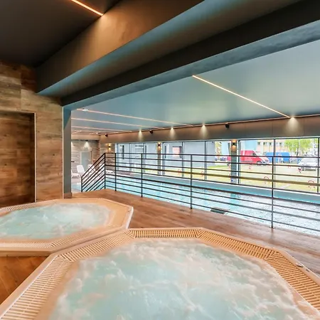 Laba Kasprowicza 20 Parking Basen Fitness Bawialnia W Cenie, Parkplatz Schwimmbad Fitness Spielzimmer Im Preis Apartamento *