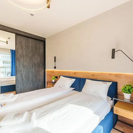 Laba Kasprowicza 20 Parking Basen Fitness Bawialnia W Cenie, Parkplatz Schwimmbad Fitness Spielzimmer Im Preis Kolobrzeg