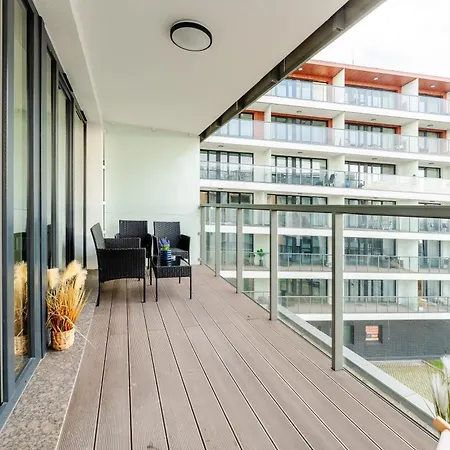 Apartament Laba Kasprowicza 20c Parking Basen Fitness Bawialnia W Cenie, Parkplatz Schwimmbad Fitness Spielzimmer Im Preis