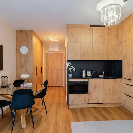 Laba Kasprowicza 20c Parking Basen Fitness Bawialnia W Cenie, Parkplatz Schwimmbad Fitness Spielzimmer Im Preis Apartament