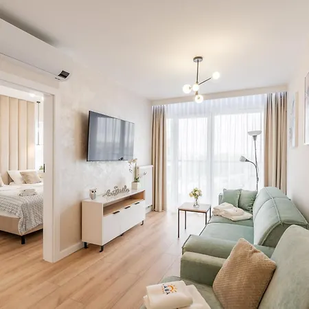 Laba Kasprowicza 20c Parking Basen Fitness Bawialnia W Cenie, Parkplatz Schwimmbad Fitness Spielzimmer Im Preis Apartment
