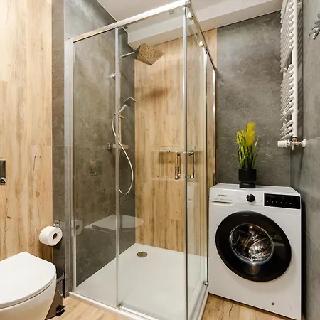 Apartment Laba Kasprowicza 20c Parking Basen Fitness Bawialnia W Cenie, Parkplatz Schwimmbad Fitness Spielzimmer Im Preis Kolobrzeg