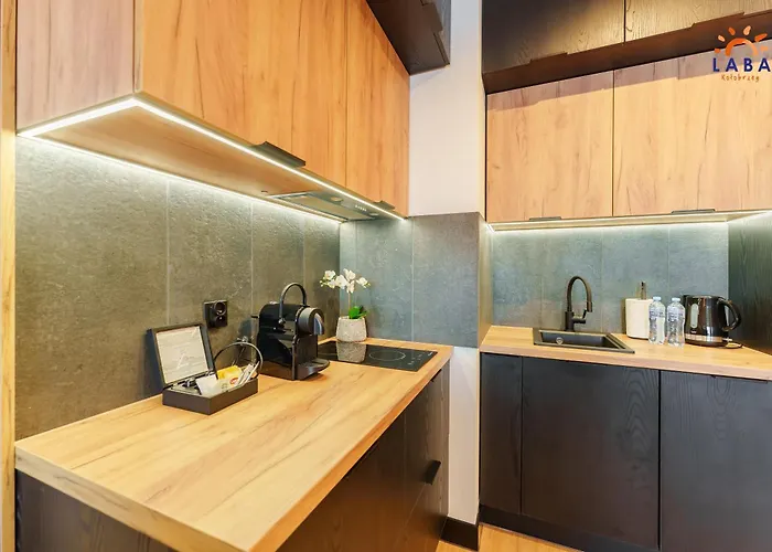 Laba Kasprowicza 20 Parking Basen Fitness Bawialnia W Cenie, Parkplatz Schwimmbad Fitness Spielzimmer Im Preis