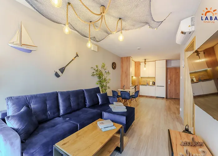 Laba Kasprowicza 20 Parking Basen Fitness Bawialnia W Cenie, Parkplatz Schwimmbad Fitness Spielzimmer Im Preis