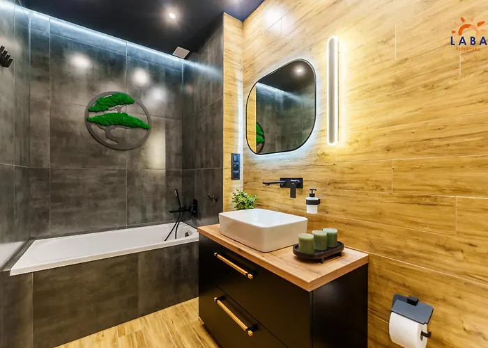 Lägenhet Laba Kasprowicza 20 Parking Basen Fitness Bawialnia W Cenie, Parkplatz Schwimmbad Fitness Spielzimmer Im Preis *