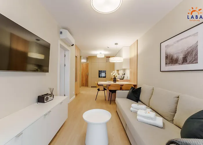 Laba Kasprowicza 20 Parking Basen Fitness Bawialnia W Cenie, Parkplatz Schwimmbad Fitness Spielzimmer Im Preis