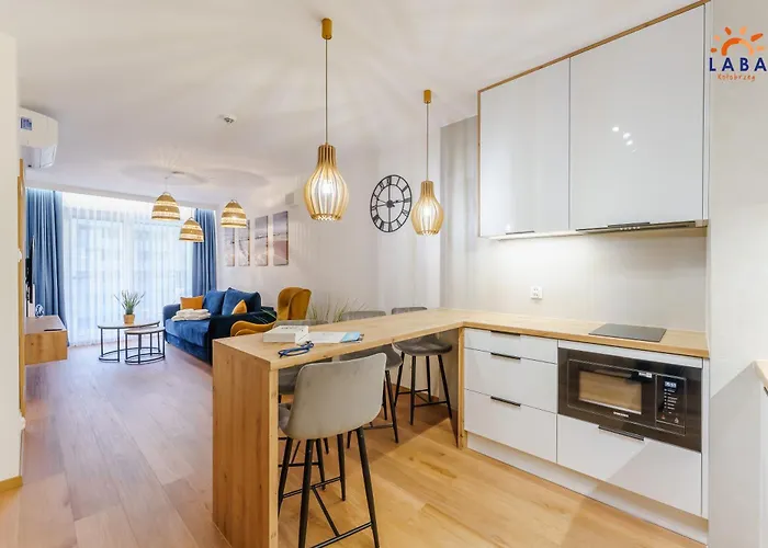 Laba Kasprowicza 20 Parking Basen Fitness Bawialnia W Cenie, Parkplatz Schwimmbad Fitness Spielzimmer Im Preis * Kołobrzeg