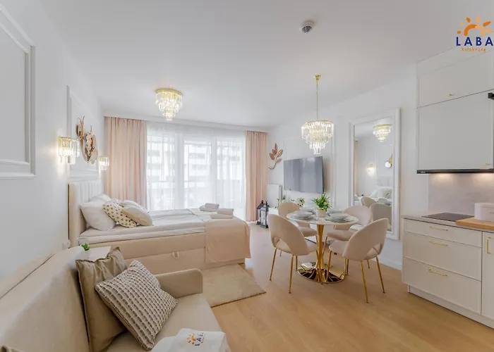 Laba Kasprowicza 20 Parking Basen Fitness Bawialnia W Cenie, Parkplatz Schwimmbad Fitness Spielzimmer Im Preis * Kołobrzeg